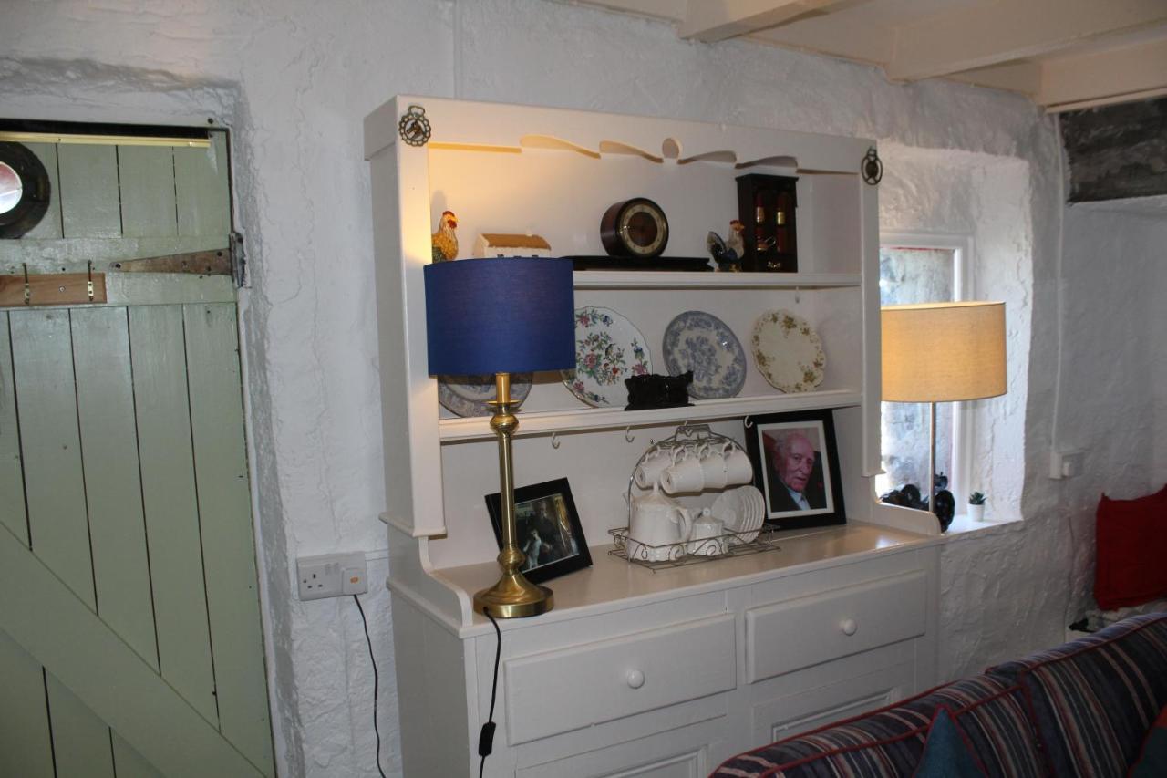1844 Seascape Cottage Is Located On The Wild Atlantic Way Fanore Exterior photo